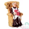Nonna seduta