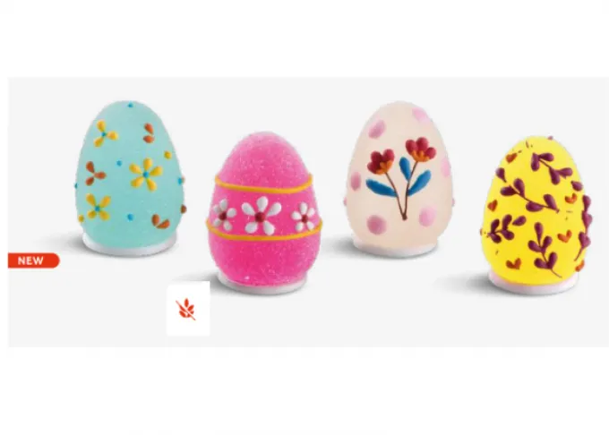 Uova in gelatina per decorazioni dolci pasquali